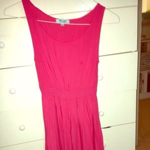 Magenta knee-length cotton dress